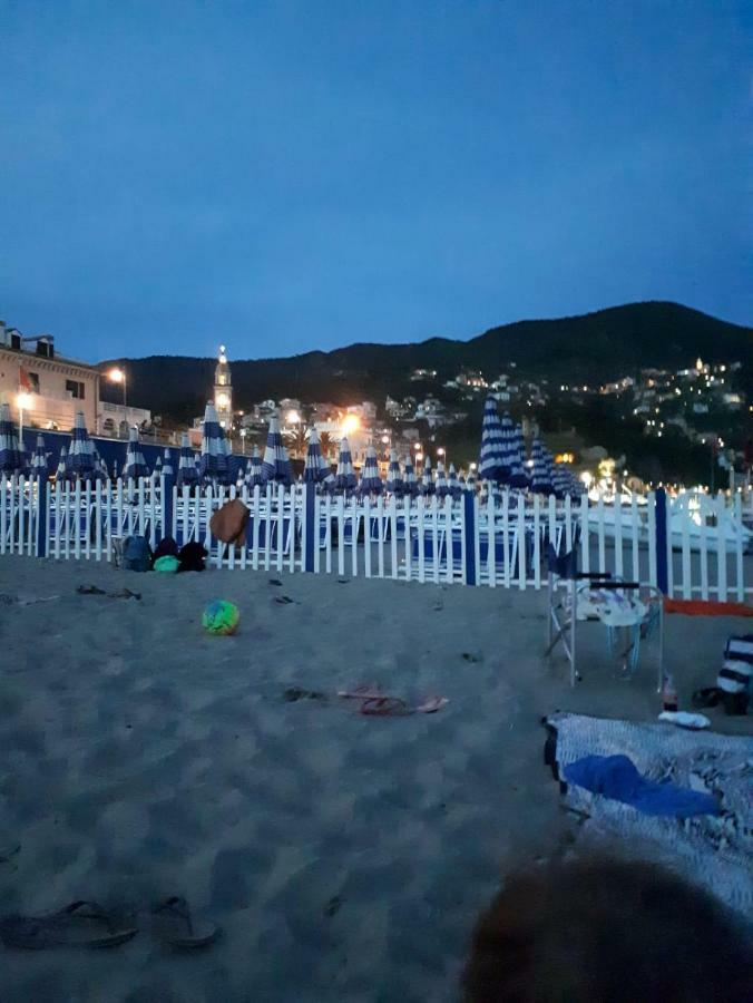 Appartamento terrazza vista mare mozzafiato Moneglia Esterno foto