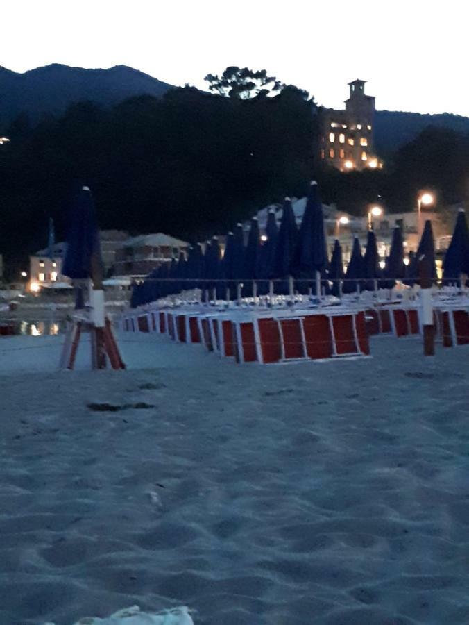 Appartamento terrazza vista mare mozzafiato Moneglia Esterno foto