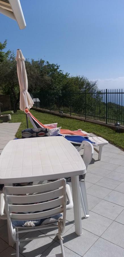 Appartamento terrazza vista mare mozzafiato Moneglia Esterno foto